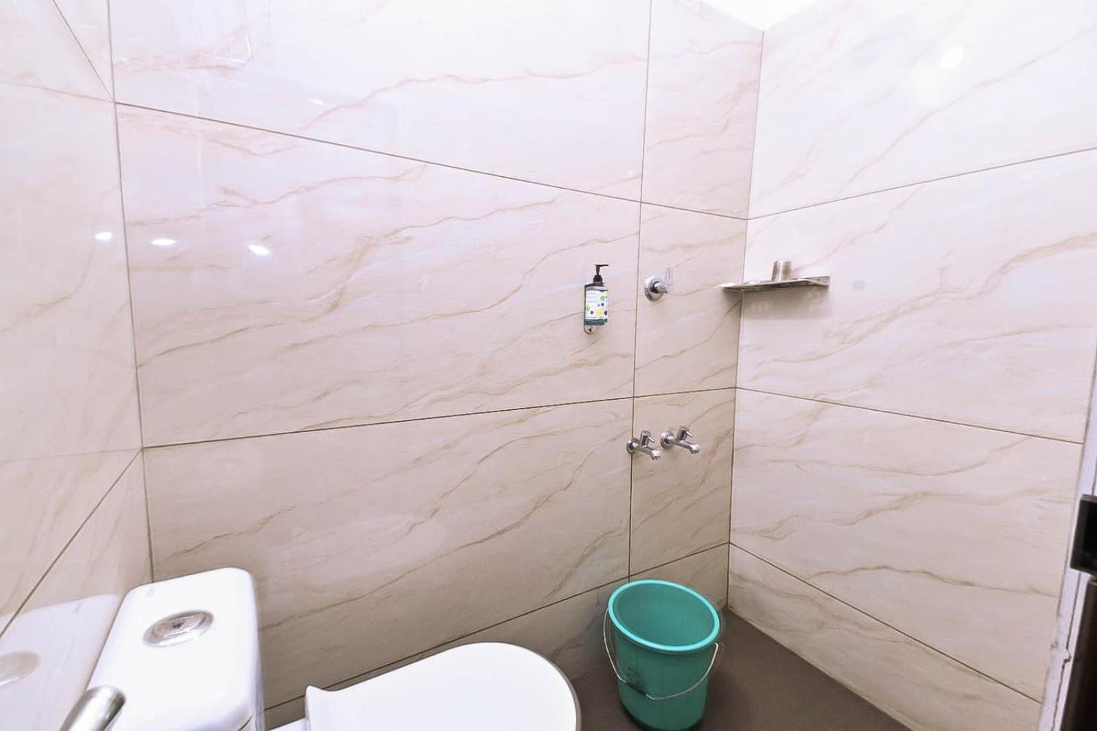 Nirupama,Hotel Aluva 700 Mtr From Aluva Railway Station Alwaye Exteriér fotografie