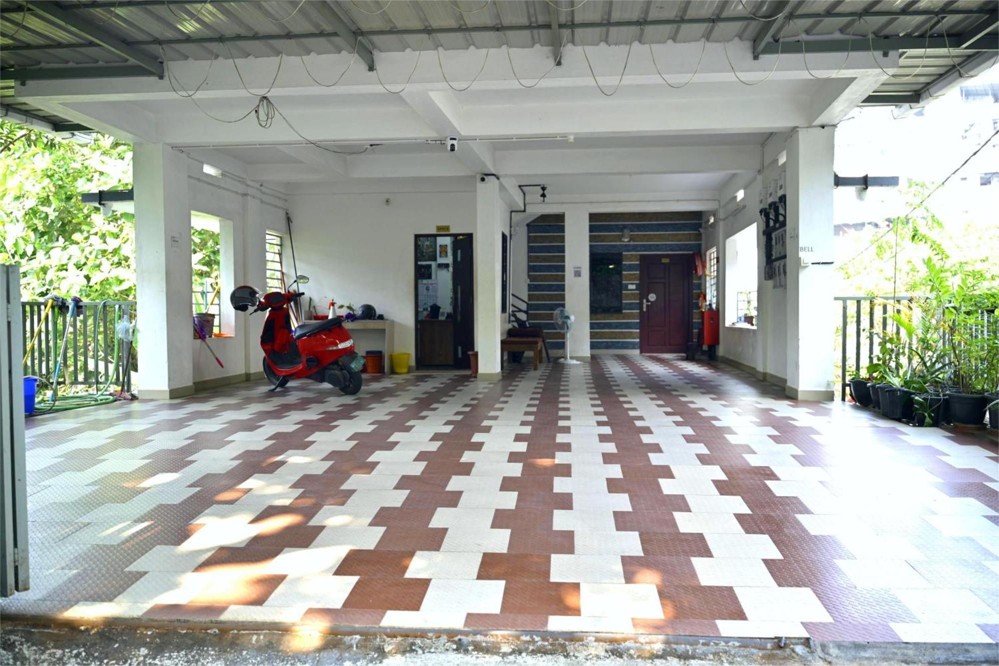 Nirupama,Hotel Aluva 700 Mtr From Aluva Railway Station Alwaye Exteriér fotografie